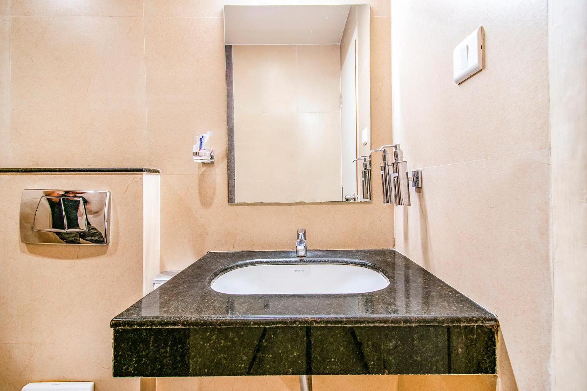 Fabhotel Prime Royal Castle Gandhipuram Coimbatore Exterior photo