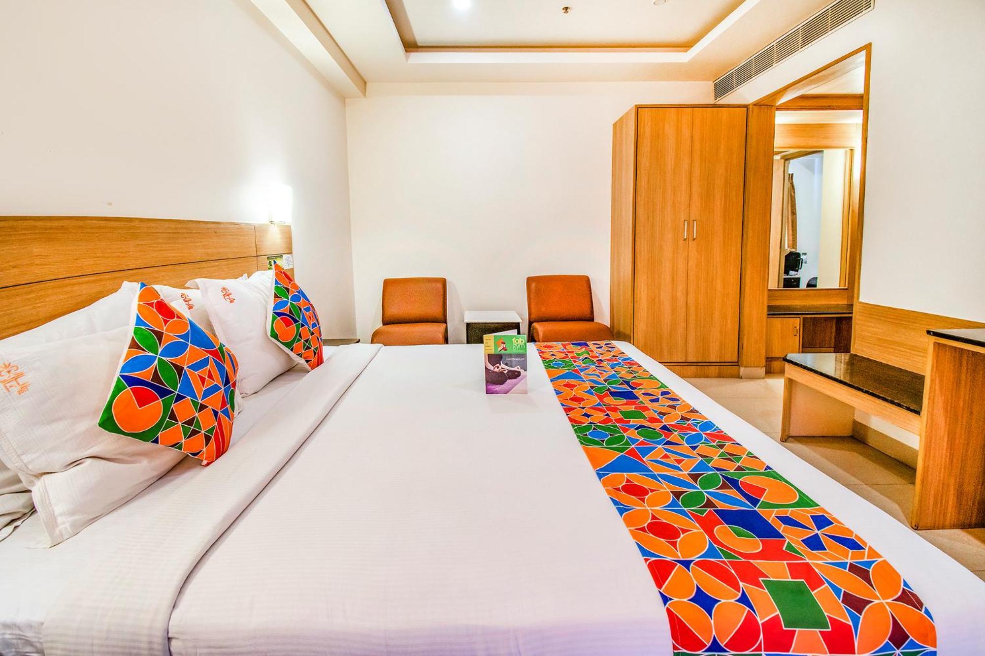 Fabhotel Prime Royal Castle Gandhipuram Coimbatore Exterior photo